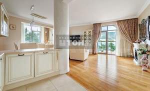 2-к квартира, вторичка, 135м2, 4/12 этаж