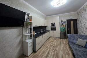 2-к квартира, вторичка, 70м2, 2/2 этаж