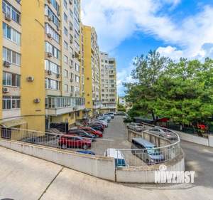 Студия квартира, вторичка, 30м2, 1/13 этаж