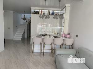 3-к квартира, вторичка, 98м2, 7/7 этаж