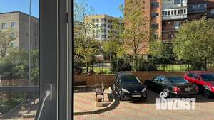 2-к квартира, вторичка, 63м2, 1/7 этаж