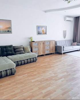 1-к квартира, вторичка, 68м2, 2/4 этаж