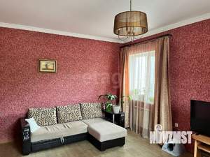 2-к квартира, вторичка, 71м2, 1/4 этаж