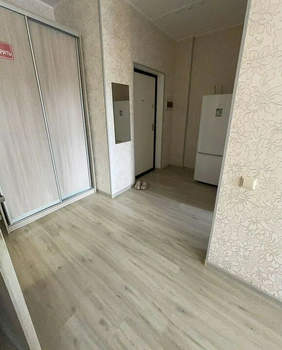 1-к квартира, вторичка, 38м2, 1/4 этаж