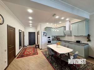 2-к квартира, вторичка, 96м2, 14/17 этаж