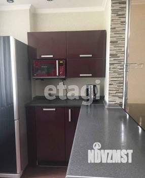 2-к квартира, вторичка, 58м2, 1/5 этаж