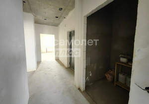 3-к квартира, вторичка, 92м2, 1/9 этаж