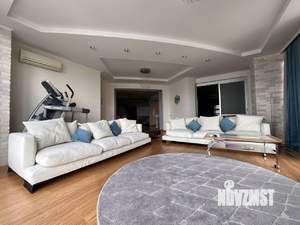 4-к квартира, вторичка, 156м2, 7/12 этаж