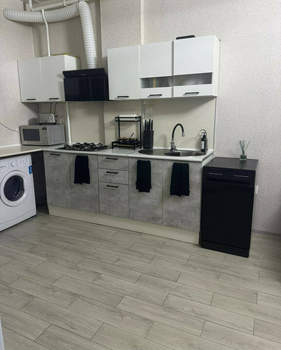 1-к квартира, вторичка, 43м2, 1/7 этаж