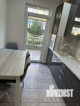 2-к квартира, вторичка, 55м2, 1/4 этаж