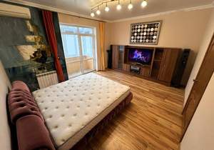 3-к квартира, вторичка, 82м2, 2/5 этаж