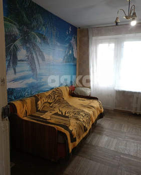 4-к квартира, вторичка, 62м2, 5/5 этаж
