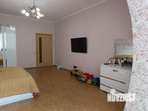 3-к квартира, вторичка, 113м2, 2/4 этаж