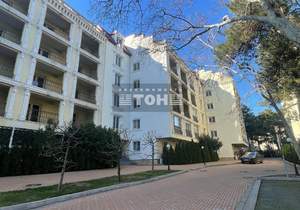 2-к квартира, вторичка, 80м2, 3/6 этаж