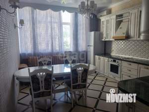 2-к квартира, вторичка, 79м2, 9/17 этаж