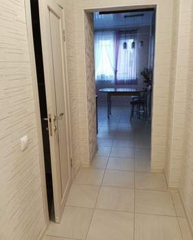 2-к квартира, вторичка, 79м2, 1/8 этаж