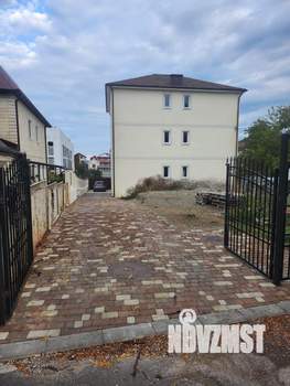 3-к квартира, вторичка, 90м2, 1/3 этаж