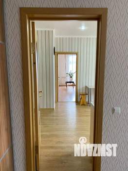 2-к квартира, вторичка, 63м2, 1/4 этаж