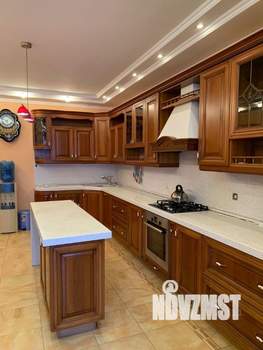4-к квартира, вторичка, 145м2, 3/4 этаж