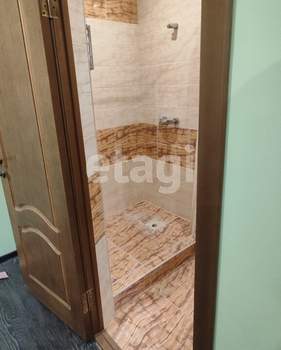 2-к квартира, вторичка, 70м2, 1/5 этаж