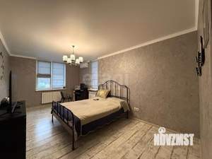 2-к квартира, вторичка, 67м2, 1/3 этаж