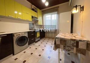 3-к квартира, вторичка, 65м2, 1/4 этаж