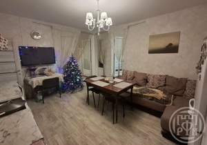 4-к квартира, вторичка, 98м2, 1/16 этаж