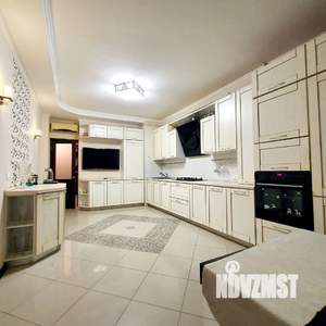 3-к квартира, вторичка, 106м2, 2/5 этаж