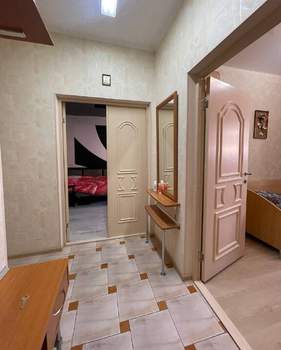 3-к квартира, вторичка, 73м2, 1/4 этаж
