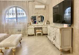 2-к квартира, вторичка, 103м2, 6/6 этаж