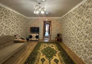 2-к квартира, вторичка, 68м2, 1/5 этаж