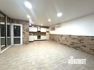 Студия квартира, вторичка, 50м2, 1/4 этаж