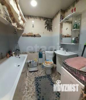 2-к квартира, вторичка, 35м2, 1/4 этаж