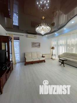 3-к квартира, вторичка, 104м2, 2/3 этаж