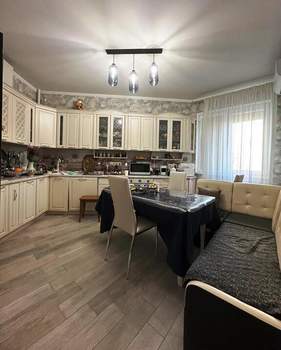 2-к квартира, вторичка, 68м2, 4/7 этаж
