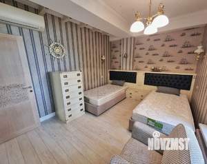 2-к квартира, вторичка, 130м2, 2/6 этаж