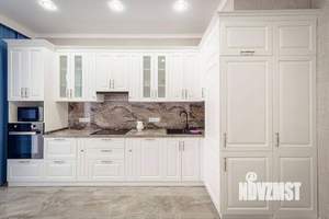 2-к квартира, вторичка, 90м2, 1/6 этаж