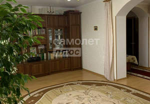 4-к квартира, вторичка, 130м2, 4/4 этаж