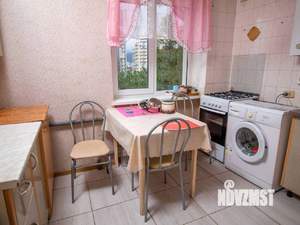 3-к квартира, вторичка, 61м2, 5/5 этаж