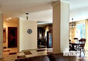 4-к квартира, вторичка, 145м2, 2/6 этаж