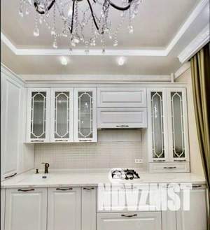 2-к квартира, вторичка, 72м2, 1/5 этаж