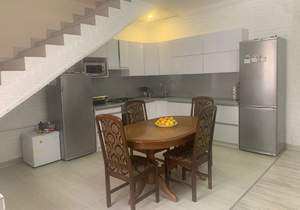 5-к квартира, вторичка, 238м2, 1/3 этаж