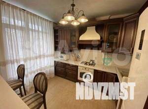 3-к квартира, вторичка, 100м2, 8/10 этаж