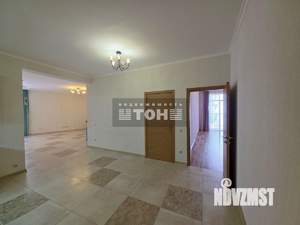 3-к квартира, вторичка, 105м2, 3/13 этаж