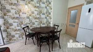 2-к квартира, вторичка, 63м2, 1/7 этаж