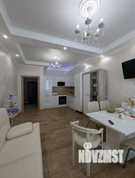 2-к квартира, вторичка, 74м2, 1/7 этаж