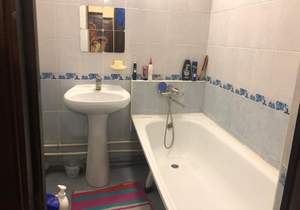 2-к квартира, вторичка, 62м2, 1/9 этаж