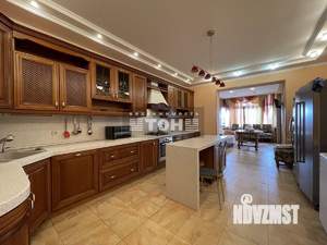 3-к квартира, вторичка, 145м2, 2/6 этаж