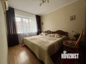 2-к квартира, вторичка, 61м2, 1/3 этаж