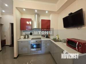 2-к квартира, вторичка, 78м2, 1/6 этаж